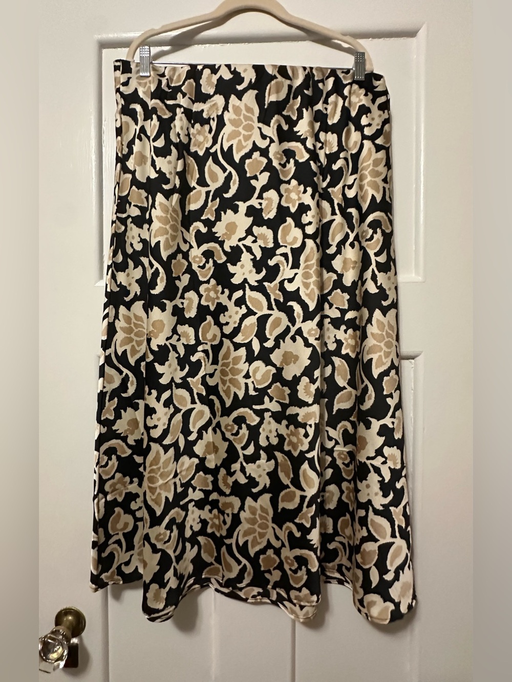 Ann Taylor Factory Floral Midi Skirt XL NWT - Picture 3 of 6